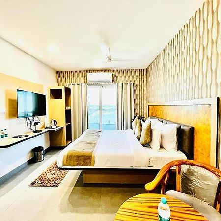 Hotel Lake View Airport Zone Hyderabad Luaran gambar