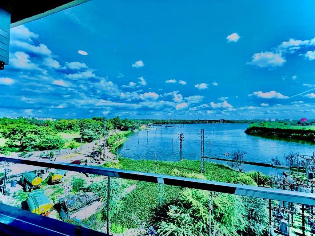 Hotel Lake View Airport Zone Hyderabad Luaran gambar
