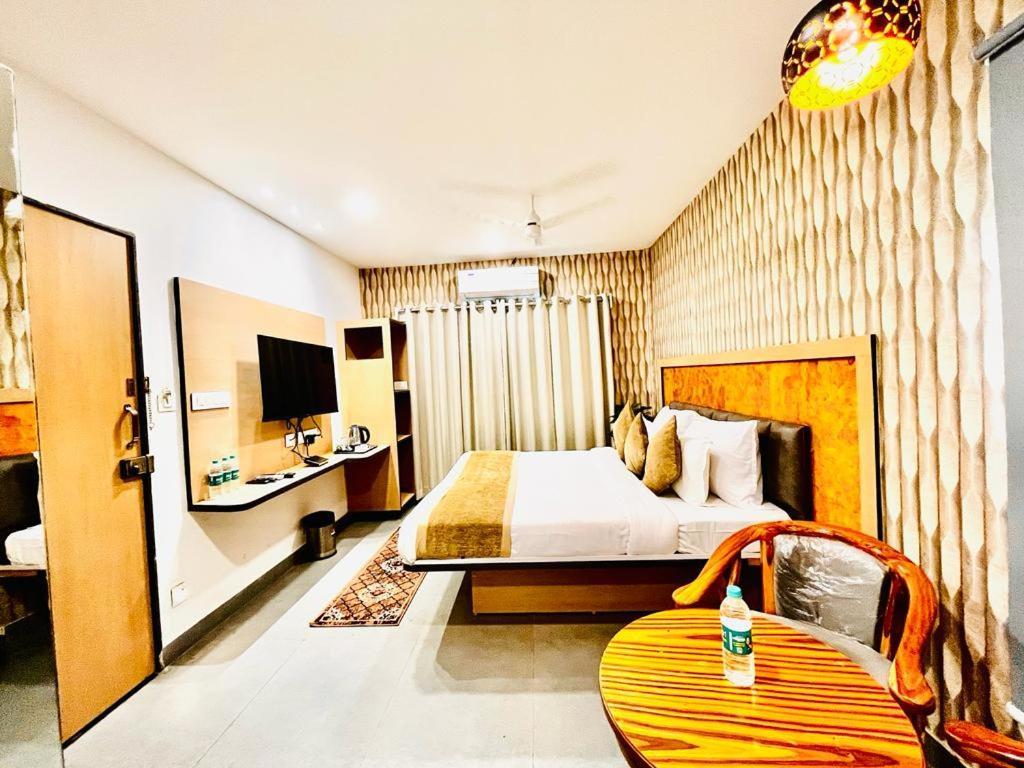 Hotel Lake View Airport Zone Hyderabad Luaran gambar