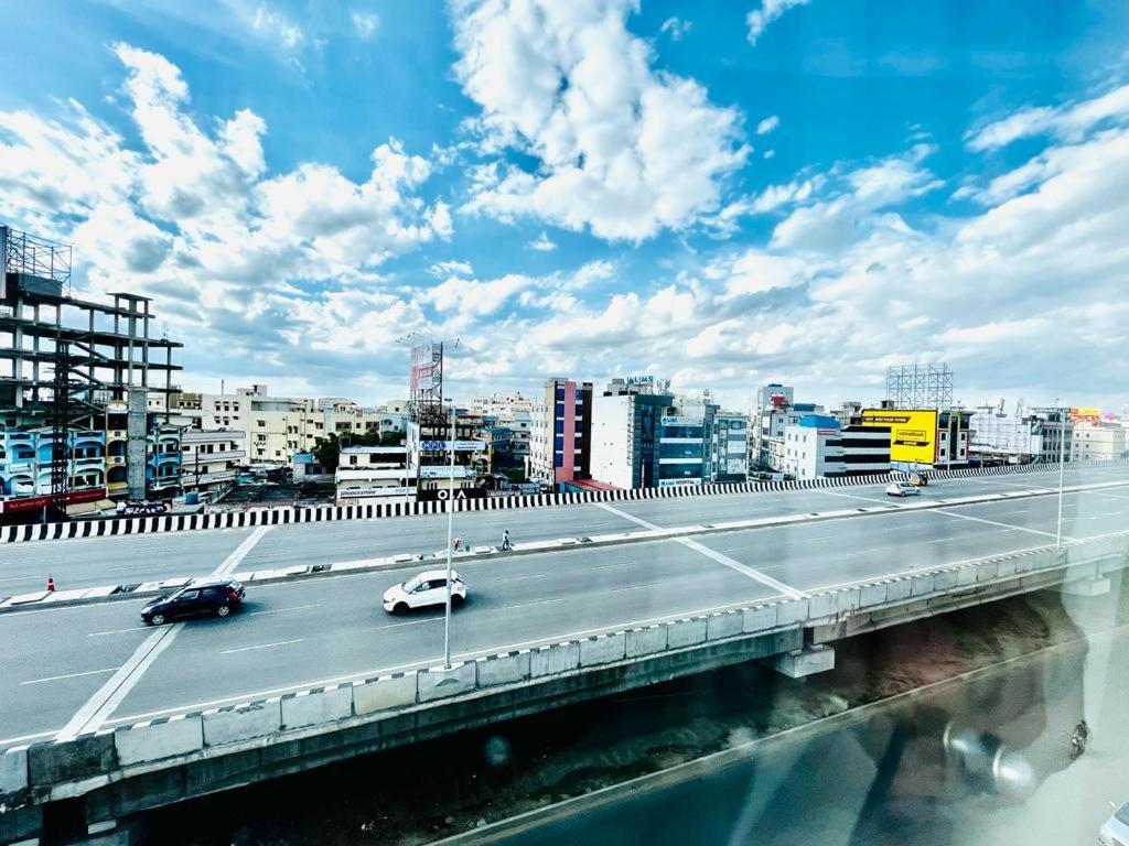 Hotel Lake View Airport Zone Hyderabad Luaran gambar